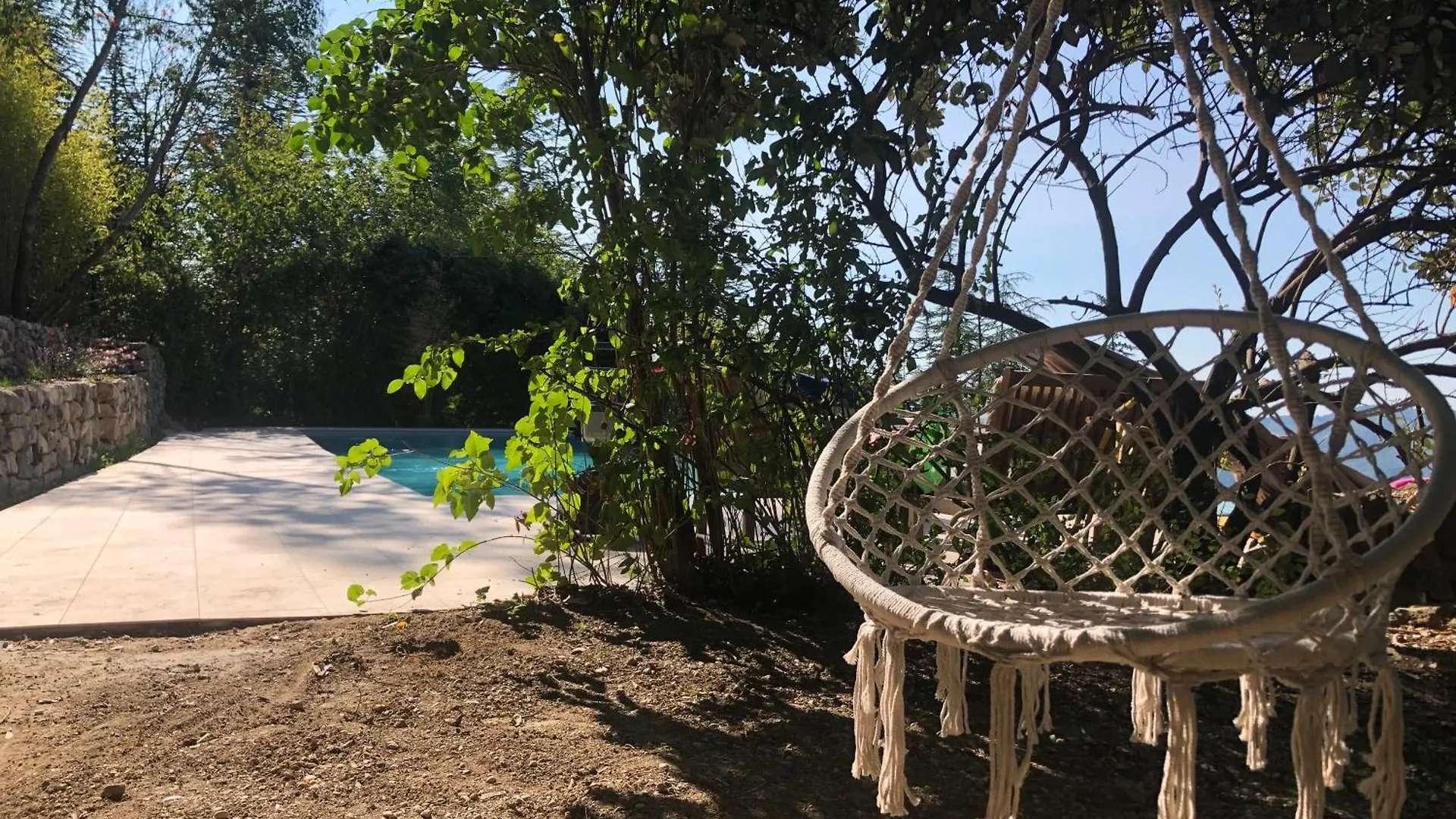 Apartment La Chataigne Perchee, Piscine Et Nature Chirols