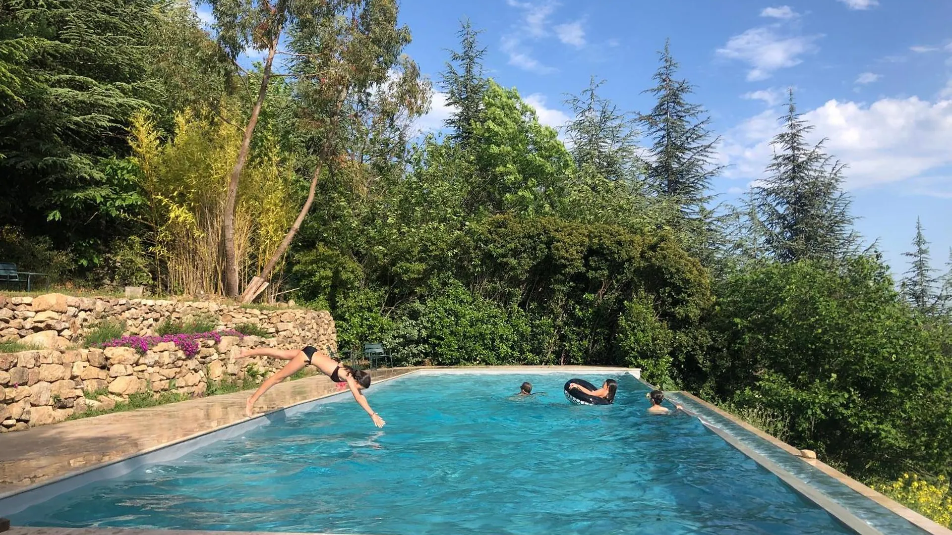 Apartment La Chataigne Perchee, Piscine Et Nature Chirols