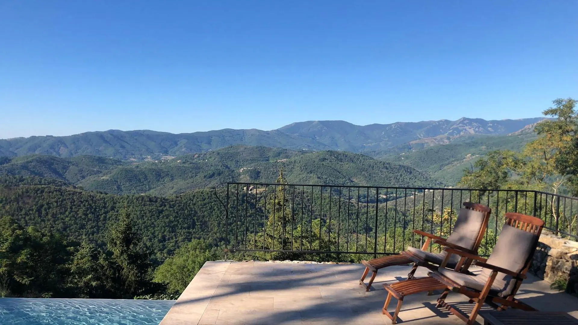 Apartment La Chataigne Perchee, Piscine Et Nature Chirols