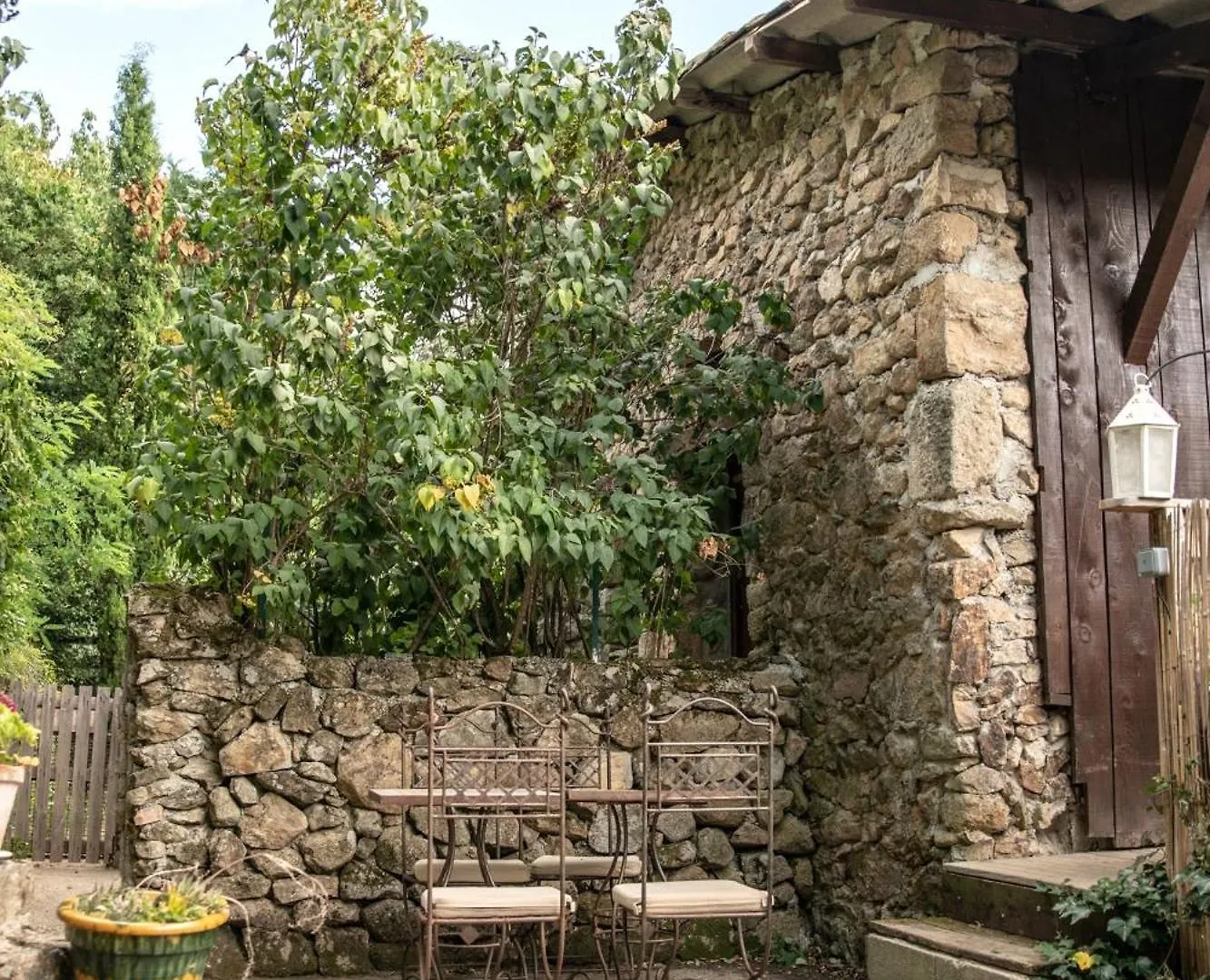 La Chataigne Perchee, Piscine Et Nature Chirols Apartment