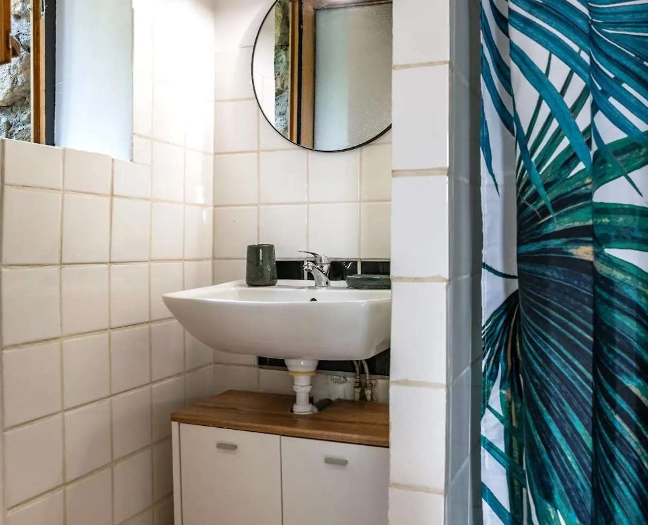 La Chataigne Perchee, Piscine Et Nature Chirols Apartment