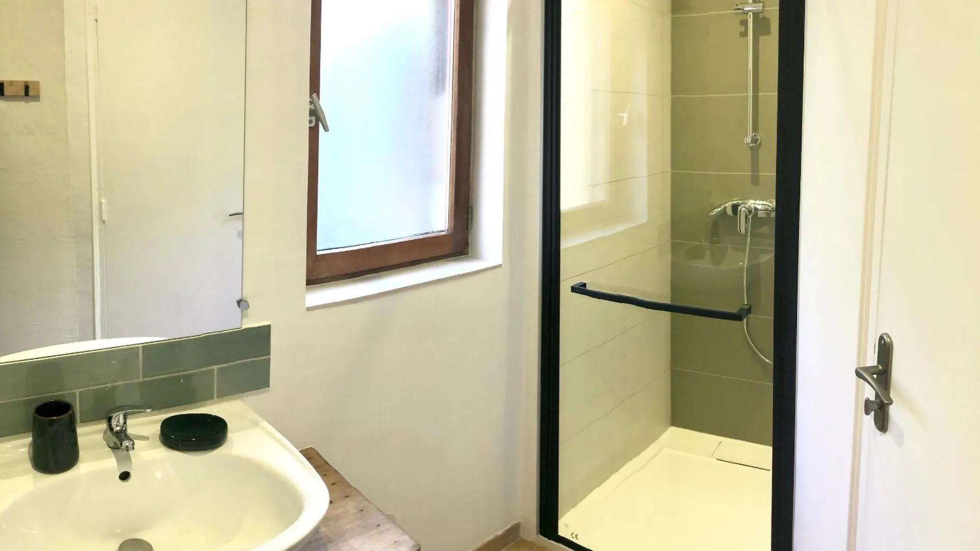 Apartment La Chataigne Perchee, Piscine Et Nature Chirols